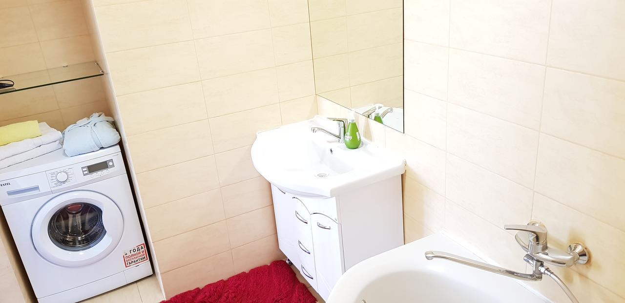 Apartment Lazurniy Астана Экстерьер фото