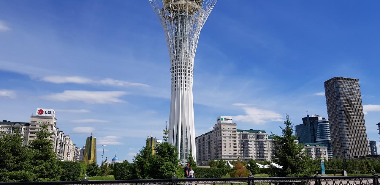 Apartment Lazurniy Астана Экстерьер фото